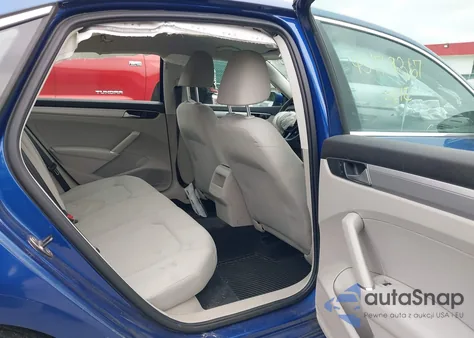 2017 Volkswagen Passat 1.8T S из США, поврежденный, VIN 1VWAT7A39HC022759